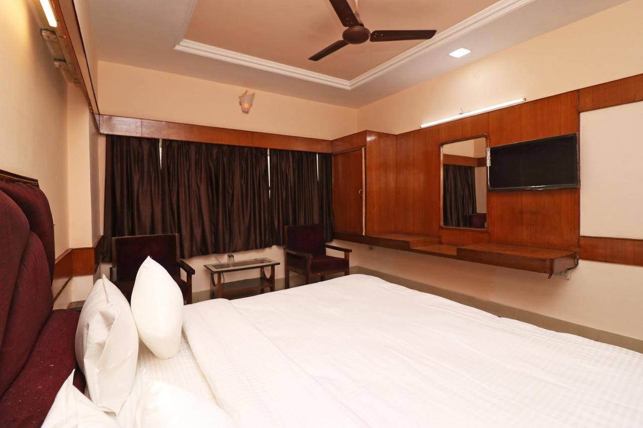 สปอต ออน 37002 โฮเทล นาฏราช Hotel บิลาสปูร์ ภายนอก รูปภาพ