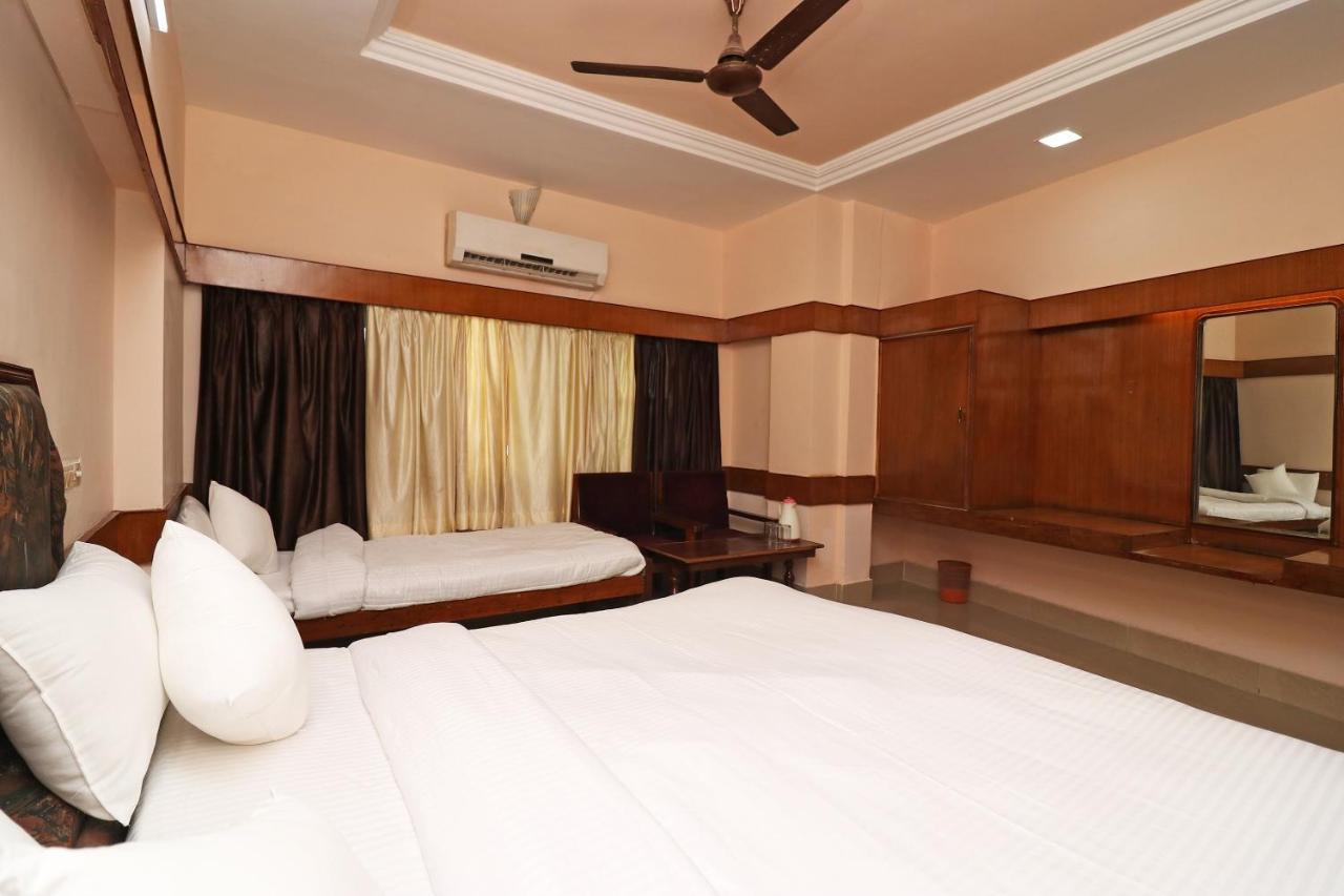 สปอต ออน 37002 โฮเทล นาฏราช Hotel บิลาสปูร์ ภายนอก รูปภาพ