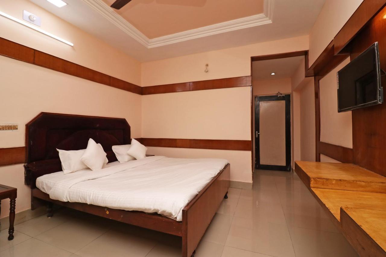 สปอต ออน 37002 โฮเทล นาฏราช Hotel บิลาสปูร์ ภายนอก รูปภาพ
