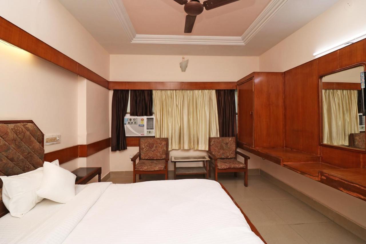 สปอต ออน 37002 โฮเทล นาฏราช Hotel บิลาสปูร์ ภายนอก รูปภาพ